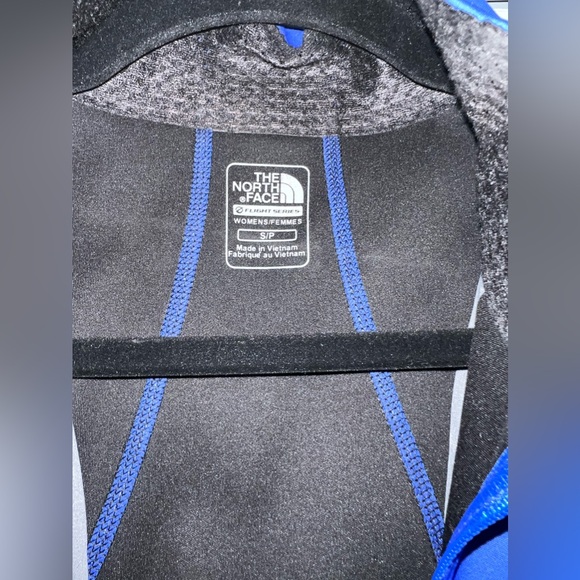 The North Face Women’s jacket, tnf apex - flight series, size small. - Picture 6 of 6